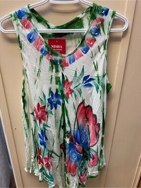 Ladies one size umbrella sleeveless shirt